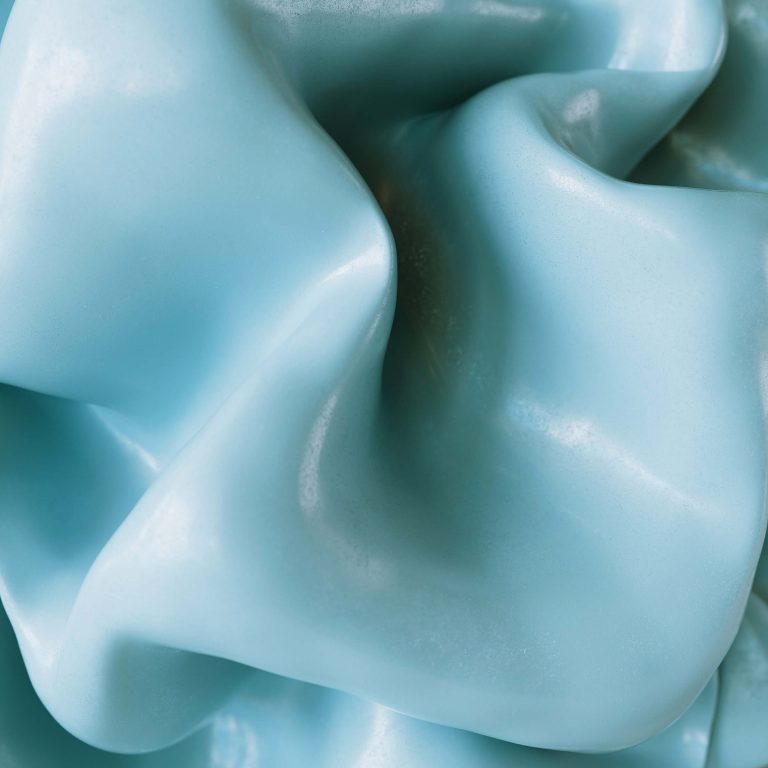 StrangeObjectsPlacedInGallery04